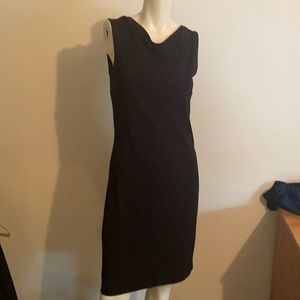 Sleeveless simple black dress